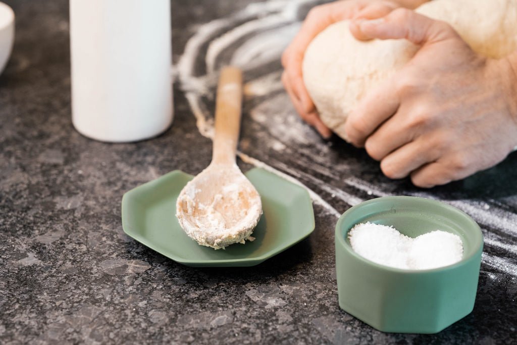 Can You Put A Porcelain Bowl In The Oven - Ember Collective