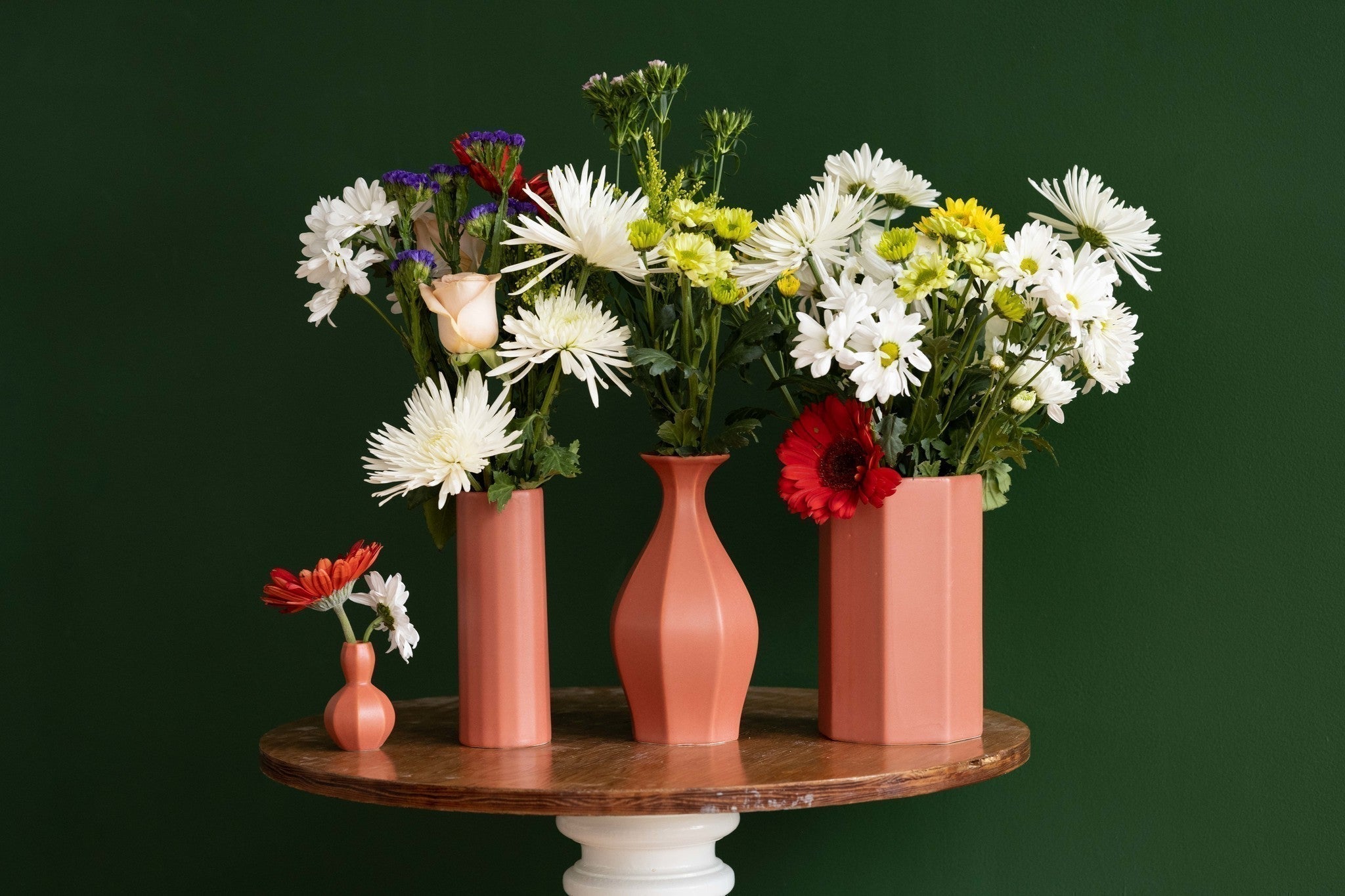 What Are The Benefits Of Ceramic Flower Vases? - Ember Collective