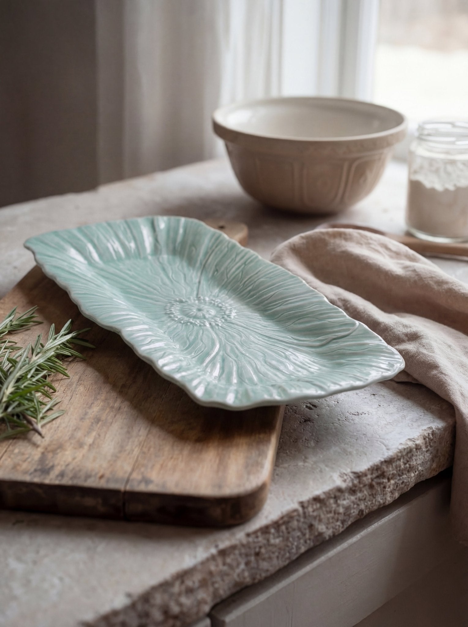 Poppy Platter – Aqua Ember Collective