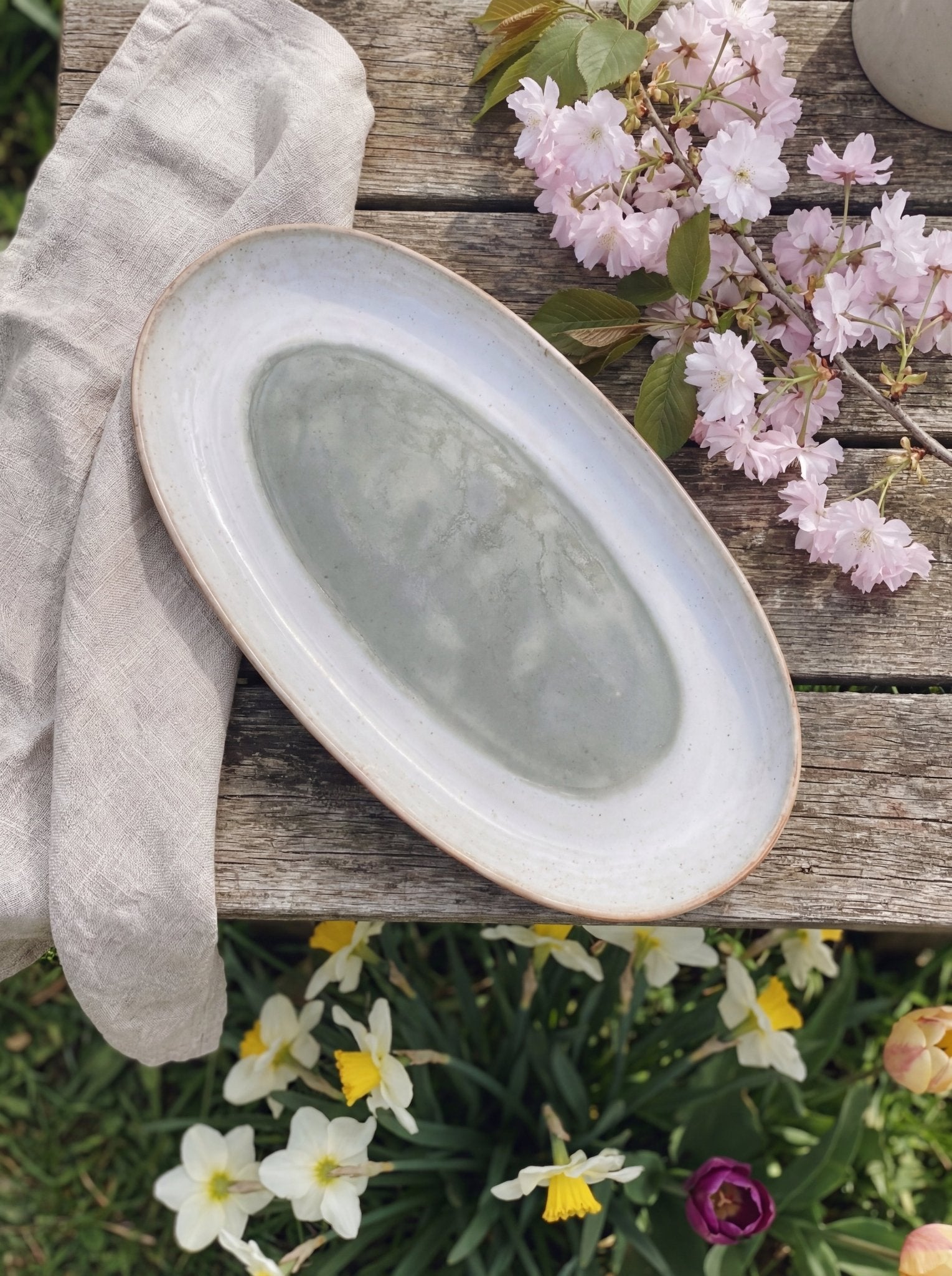 Oasis Oval Platter Ember Collective