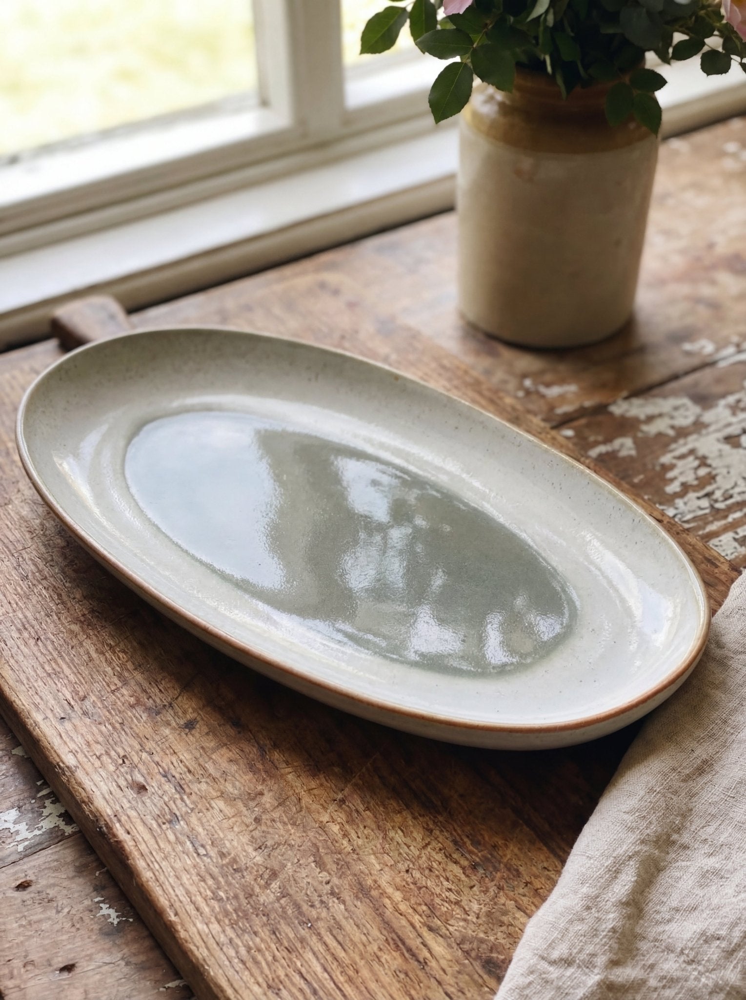 Oasis Oval Platter Ember Collective